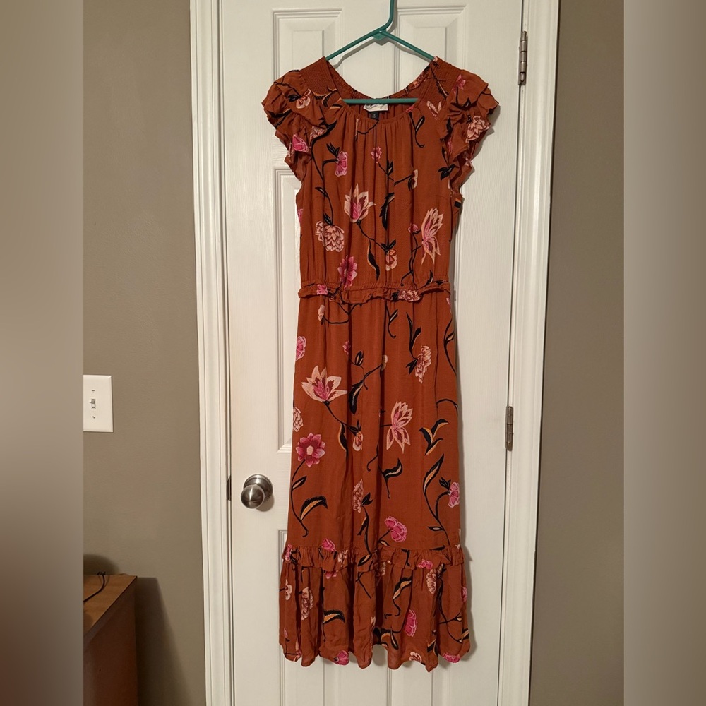 Universal Thread Floral Maxi Dress in Rust and Pink
